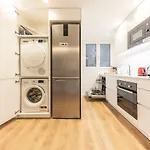 Bravissimo Afra, 2-bedroom Appartamento Girona