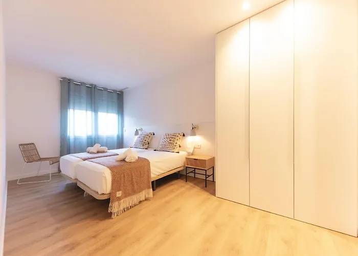 Bravissimo Afra, 2-bedroom Appartement Gerona