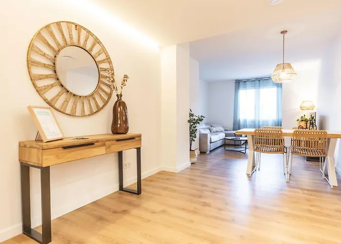 Bravissimo Afra, 2-bedroom Appartement Gerona