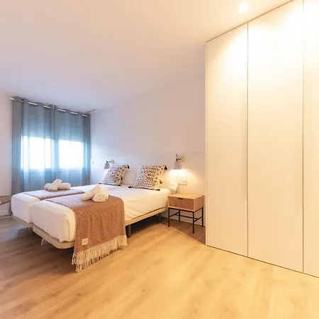Bravissimo Afra, 2-bedroom Lejlighed Girona
